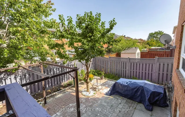 Additional image 49 of 5 Farthingale Cres