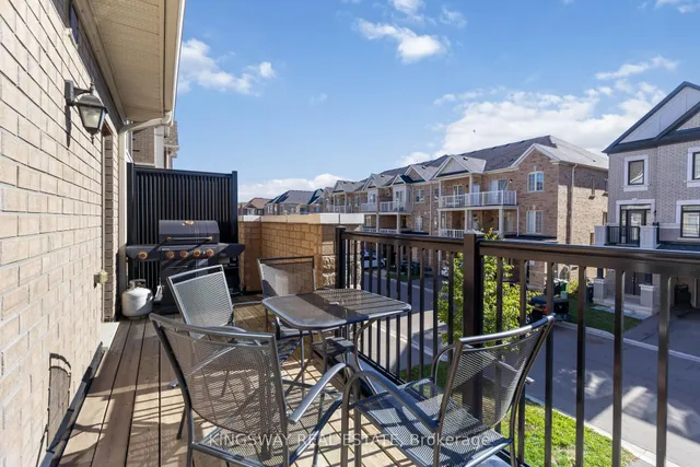 Additional image 47 of 86 Fruitvale Circ