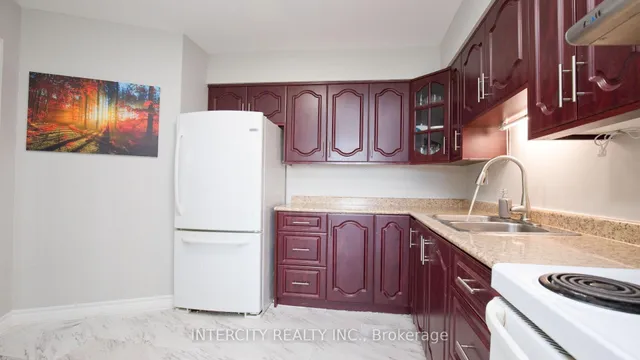 Additional image 13 of 3555 Derry Rd Unit 907