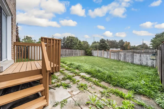 Additional image 46 of 34 Dewridge Crt