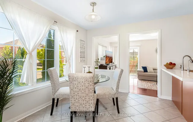 Additional image 11 of 74 Magnificent Crt