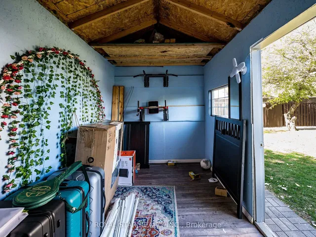 Additional image 48 of 1 Gold Finch Crt