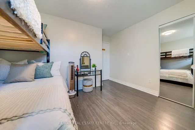 Additional image 32 of 37 Pebblestone Circ