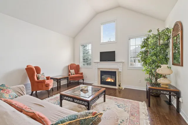 Additional image 11 of 74 Locust Dr