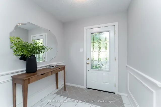 Additional image 6 of 2252 Upper Middle Rd Unit 6