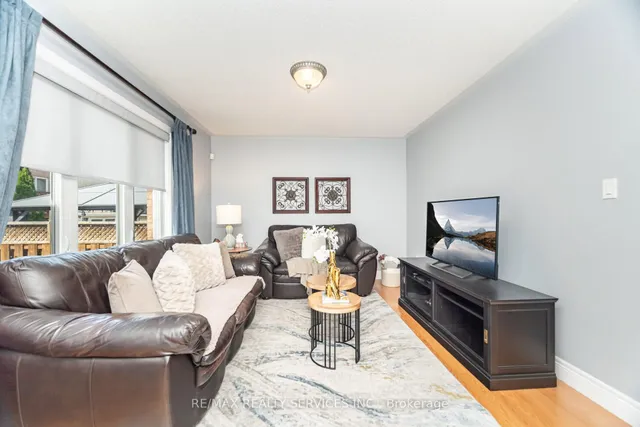 Additional image 10 of 37 Sunnybrook Cres
