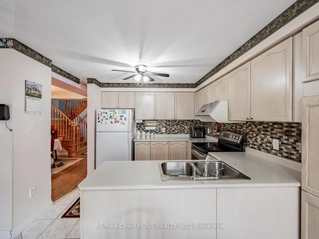 Additional image 13 of 14 Miramar St