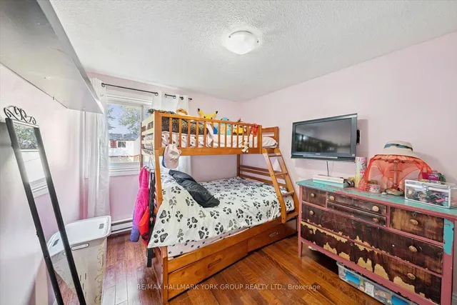 Additional image 29 of 31 Jacobs Sq