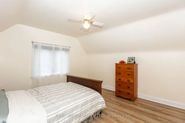 Additional image 18 of 8 Southmead Rd