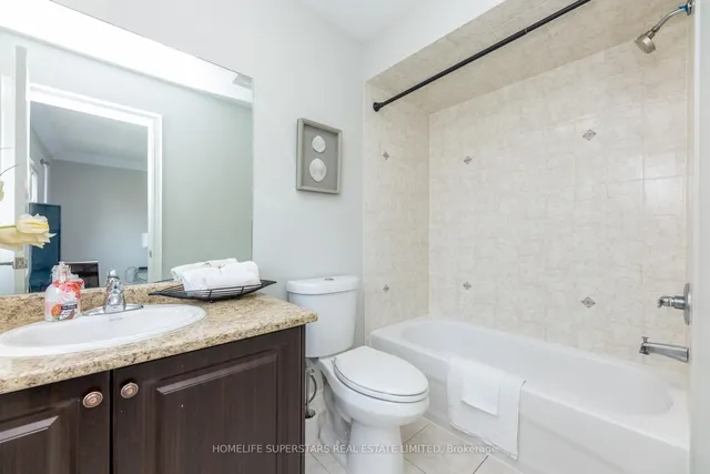 Additional image 20 of 16 Brussels Ave