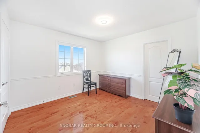 Additional image 22 of 1124 Knotty Pine Grve