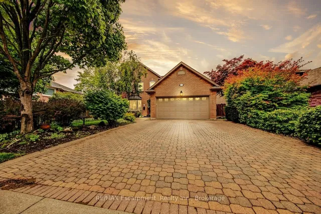 Additional image 2 of 2029 Banbury Cres