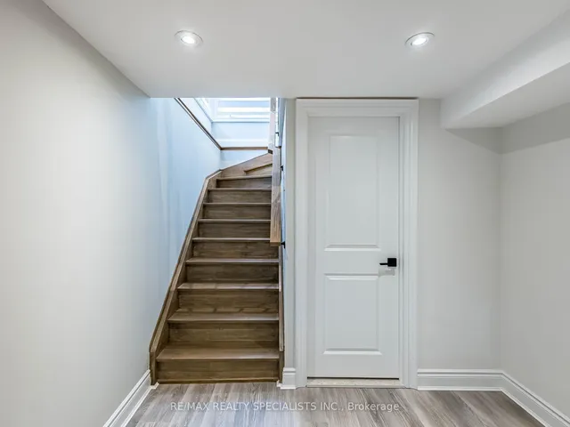 Additional image 28 of 16 Lesbury Ave