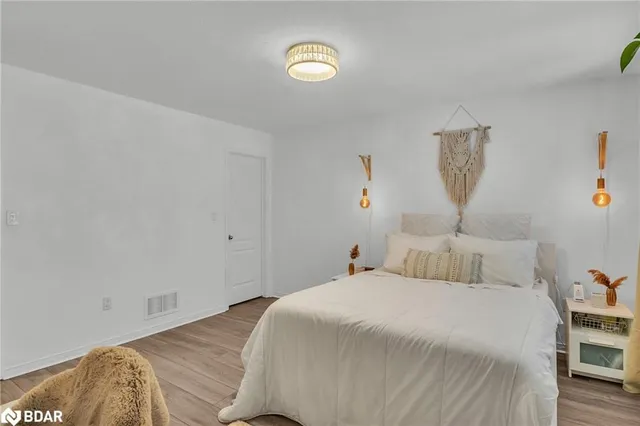 Additional image 32 of 80 Palacebeach Trail