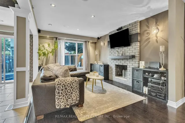 Additional image 13 of 23 Oleander Cres