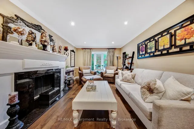 Additional image 21 of 2029 Banbury Cres