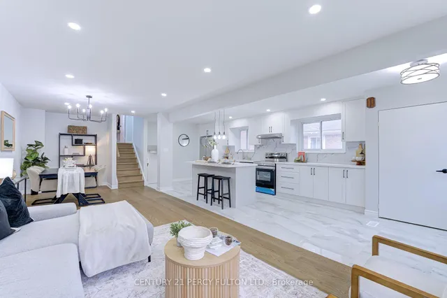 Additional image 5 of 7146 Harwick Dr