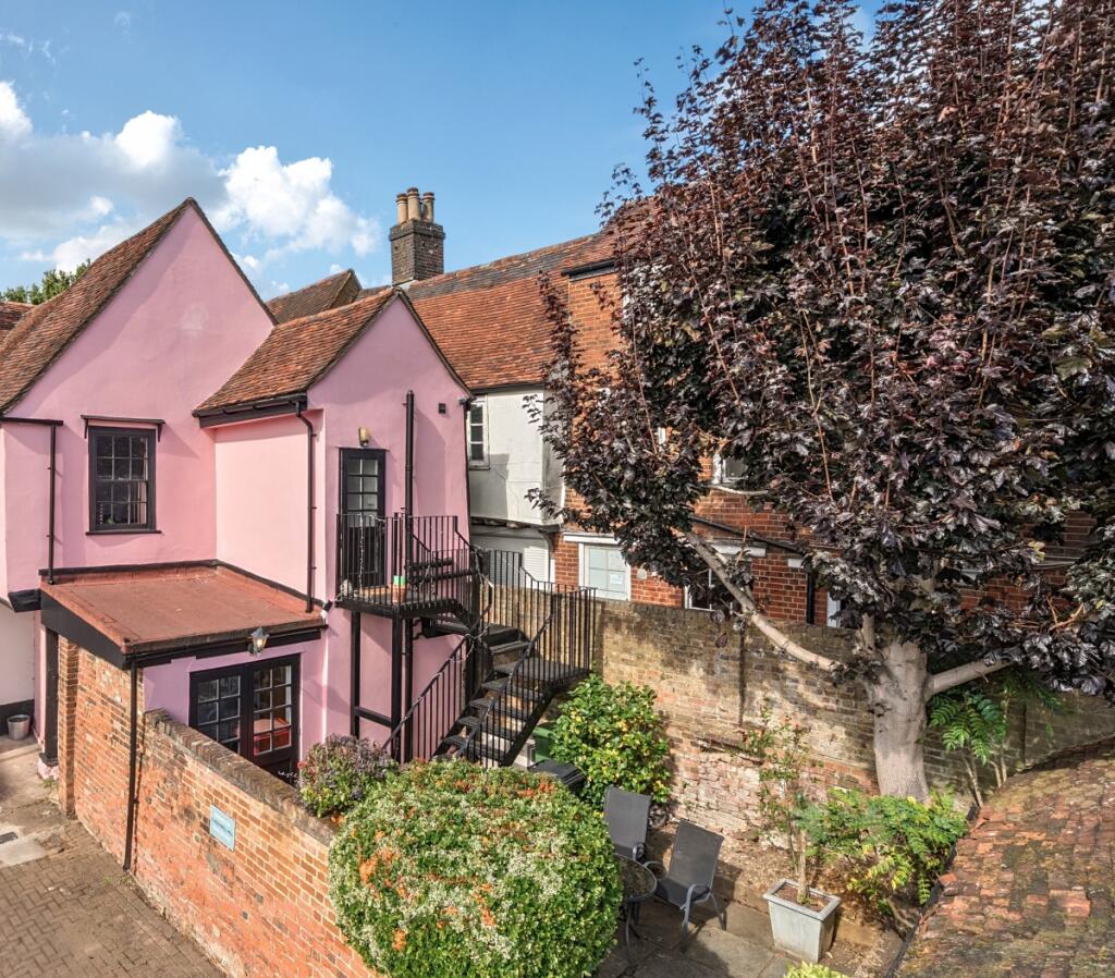 Property image for Holywell Hill St. Albans AL1
