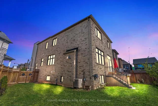 Additional image 46 of 1417 Varelas Passage