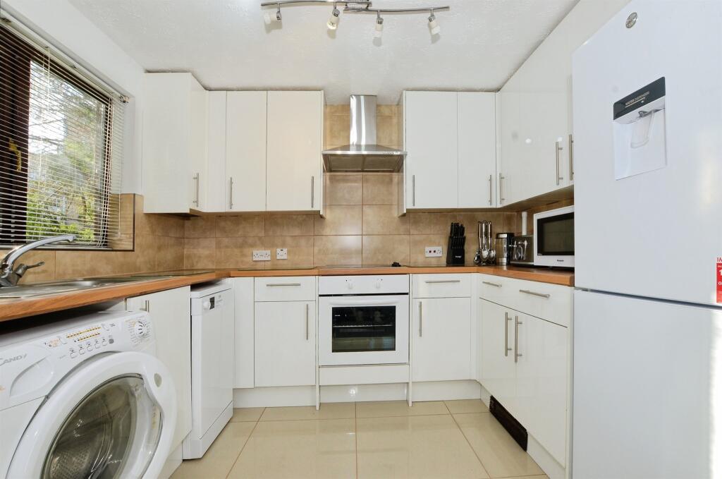 Additional image 10 of Hatfield Road, St. Albans