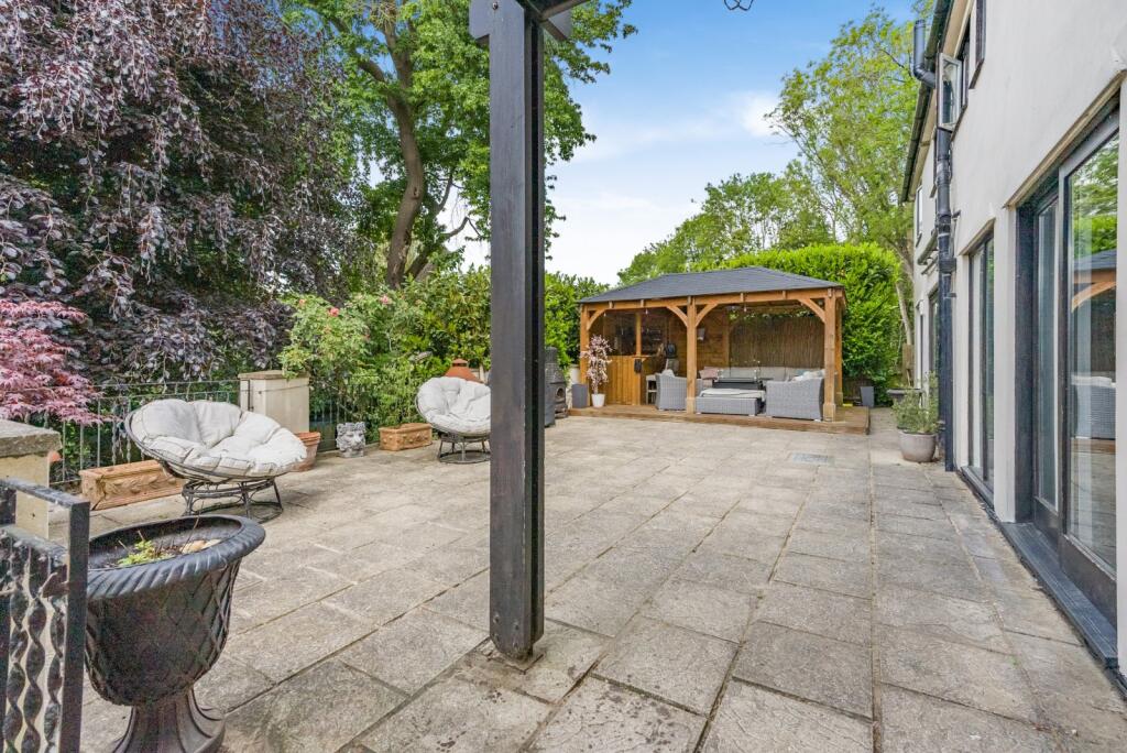 Additional image 13 of Radlett Road, Frogmore, St. Albans, Hertfordshire