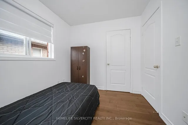 Additional image 34 of 56 Cadillac Cres