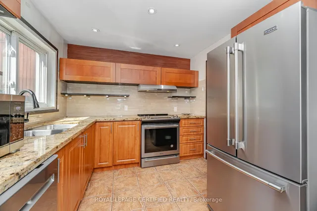 Additional image 4 of 13 Hilldowntree Tr