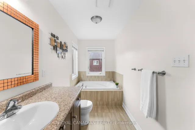 Additional image 23 of 4699 Centretown Way