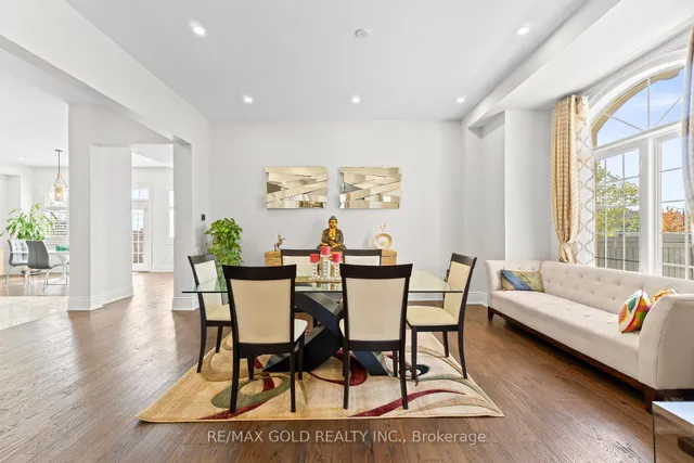 Additional image 13 of 19 Martin Byrne Dr