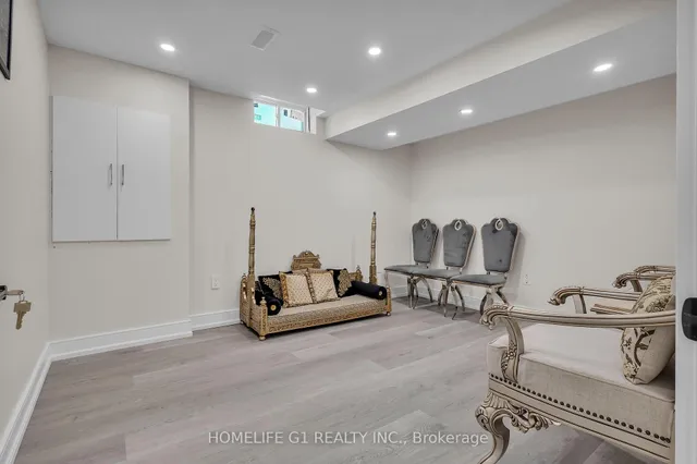 Additional image 27 of 29 Sixteen Mile Dr