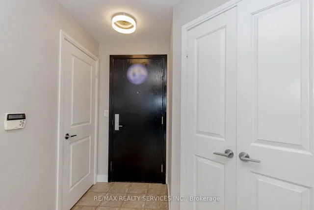 Additional image 13 of 90 Absolute Ave Unit 1203