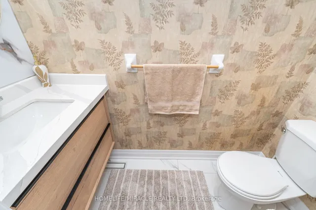 Additional image 21 of 8 Twin Pines Cres