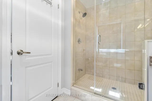 Additional image 33 of 110 Kempenfelt Tr