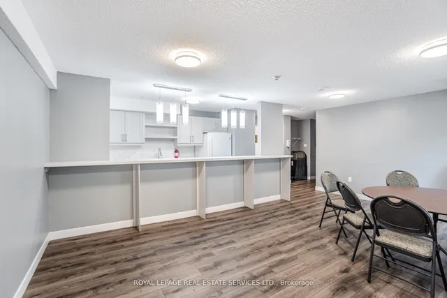 Additional image 31 of 3590 Kaneff Cres Unit 102