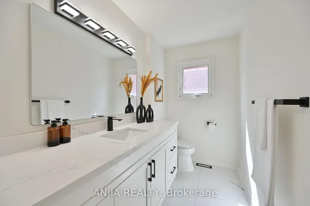 Additional image 16 of 1339 Willowbank Tr