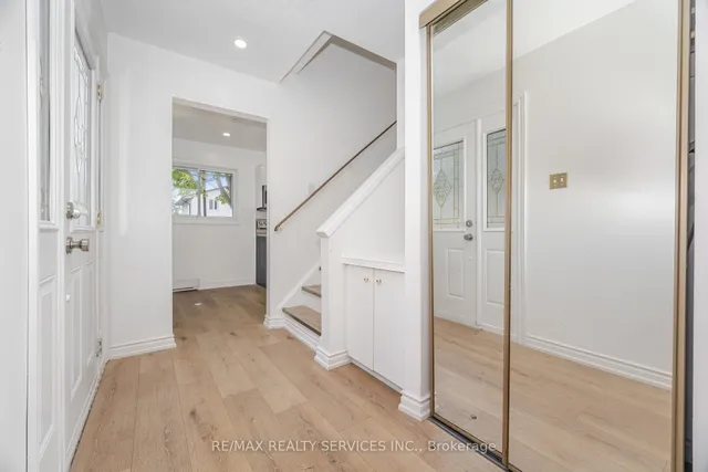 Additional image 19 of 20 Greenhills Sq