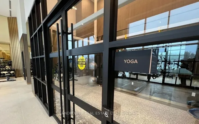 Additional image 4 of 395 Dundas St Unit 813