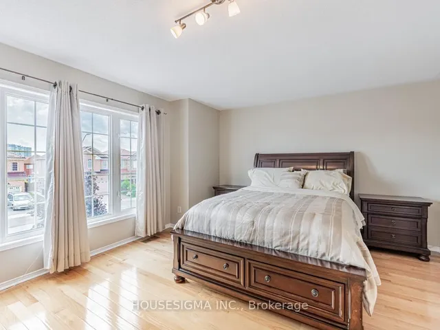 Additional image 31 of 415 Hillbury Dr