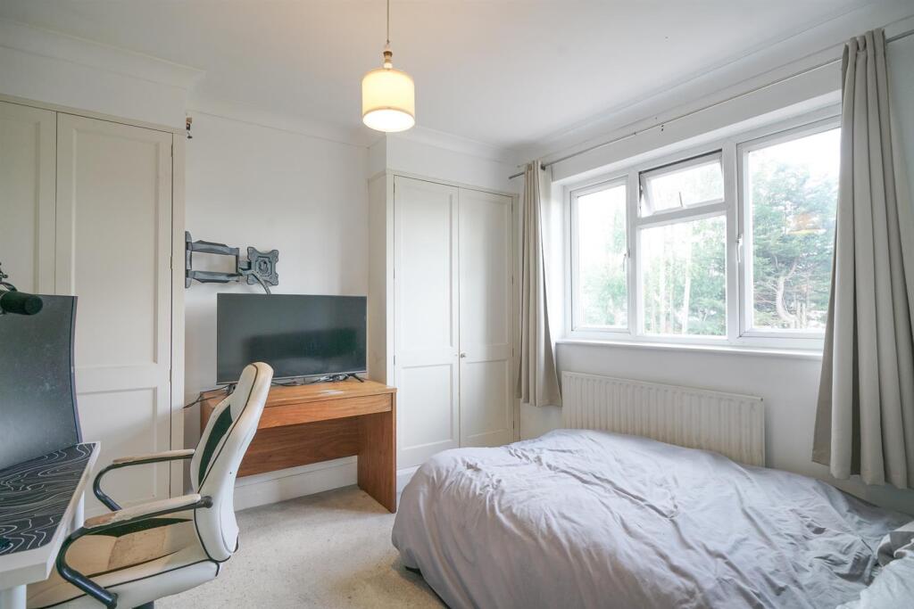 Additional image 13 of Tavistock Avenue, St. Albans