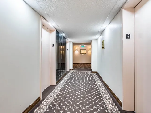 Additional image 7 of 3695 Kaneff Cres Unit 211