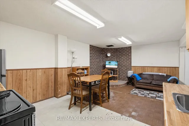 Additional image 19 of 36 Nancy Mccredie Dr