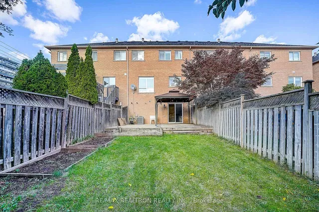 Additional image 42 of 2543 Gill Cres