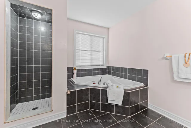 Additional image 30 of 428 Father Tobin Rd