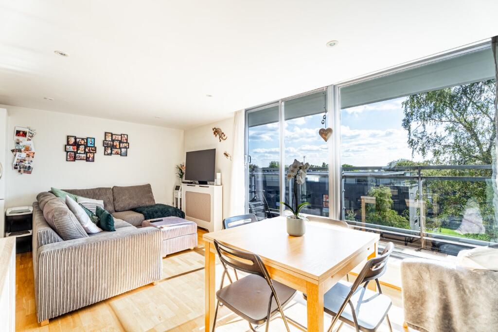 Additional image 2 of Oriel Court, Newsom Place, St. Albans, Hertfordshire, AL1