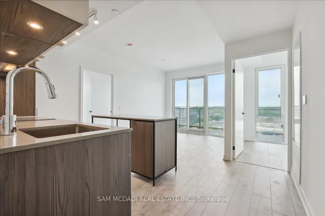 Additional image 5 of 220 MISSINNIHE Way Unit 1001