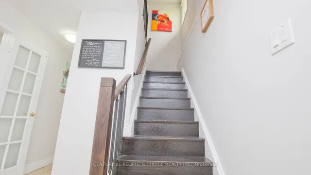 Additional image 25 of 82 Davenport Cres