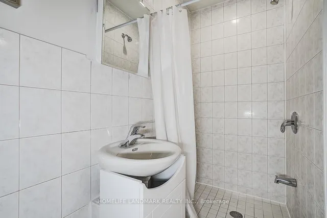 Additional image 26 of 1624 Bloor St Unit 65