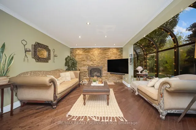 Additional image 11 of 74 Leeward Dr