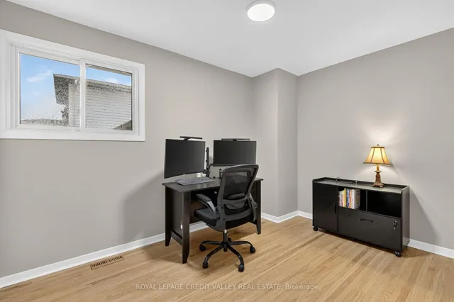 Additional image 23 of 23 Caldwell Cres