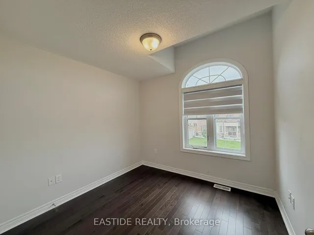 Additional image 17 of 118 Finegan Circ